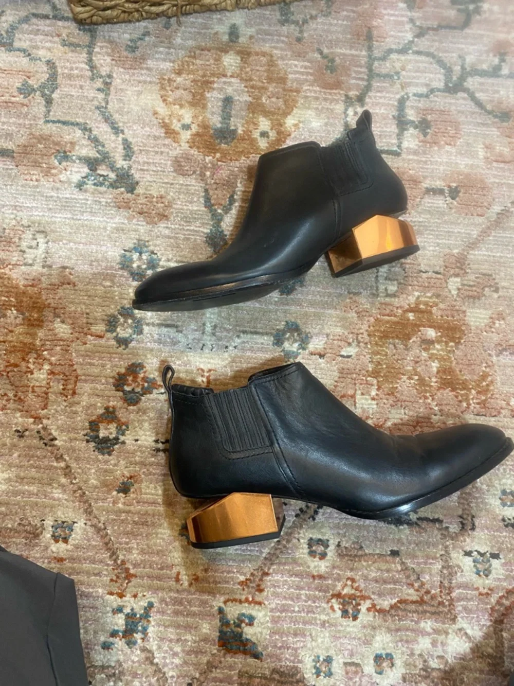 Alexander Wang Kori ankle boots featuring a distinct metallic cutout block heel - Picture 3 of 14